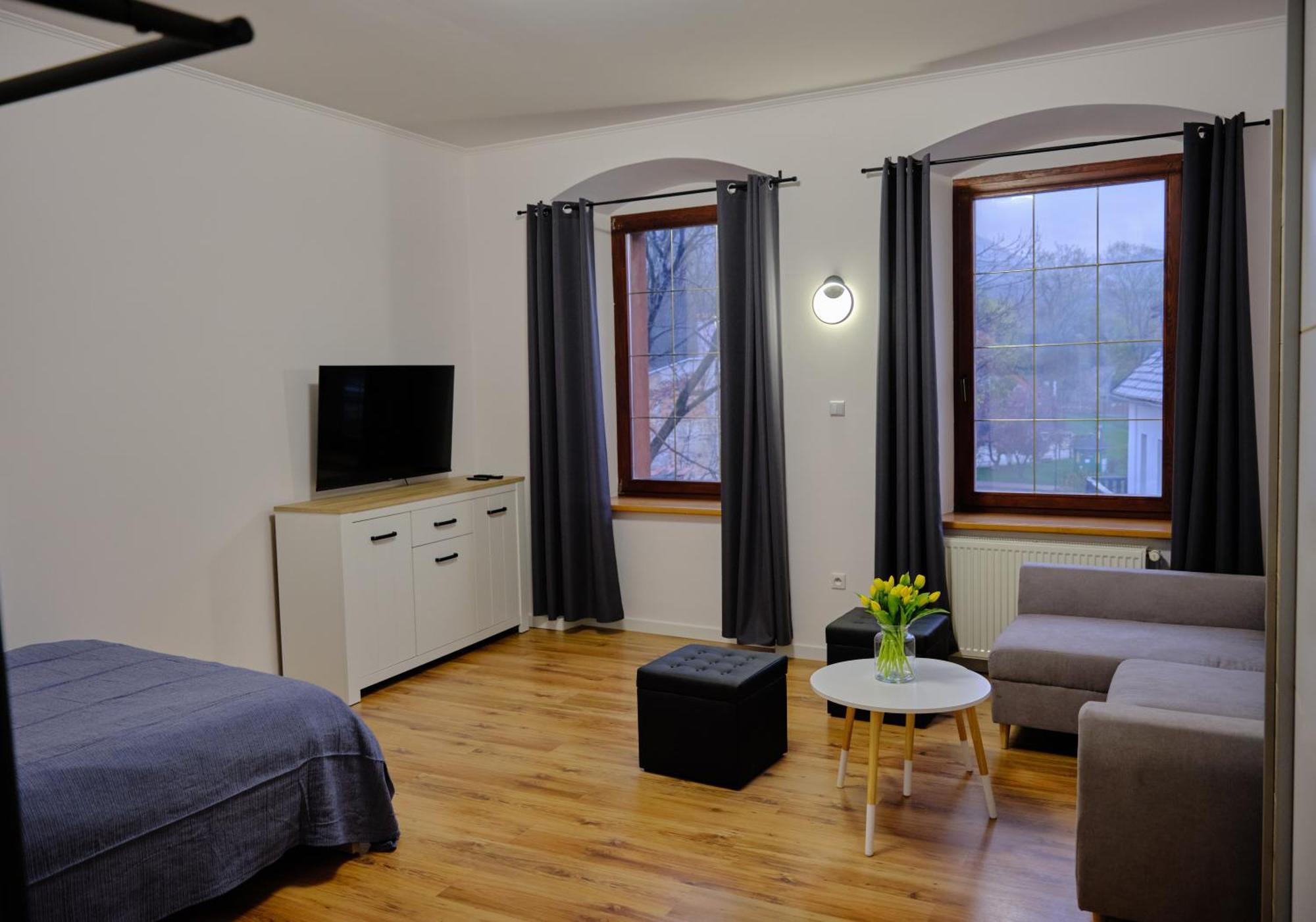 Urania Apartamenty Kowary Room photo